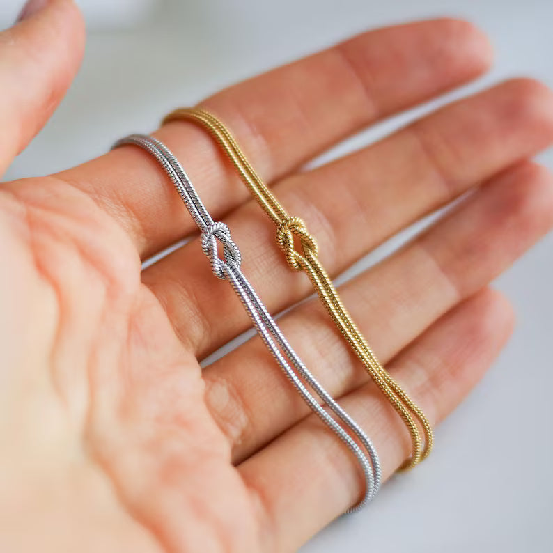 Friendship Knot Bracelet