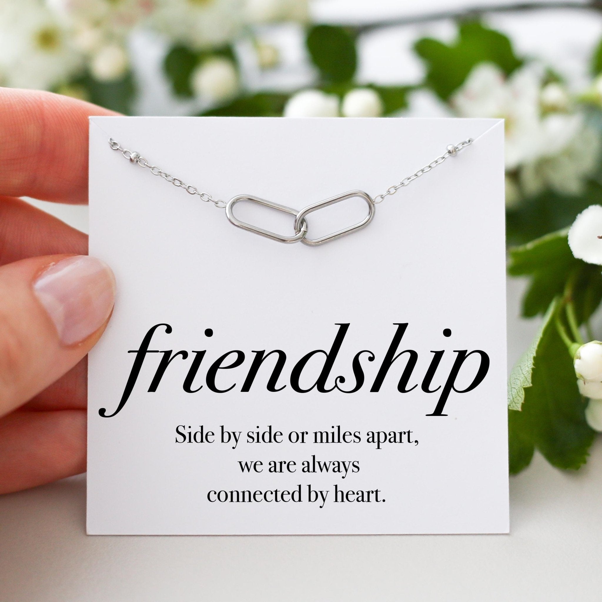 Friendship Gift – Interlocking Necklace