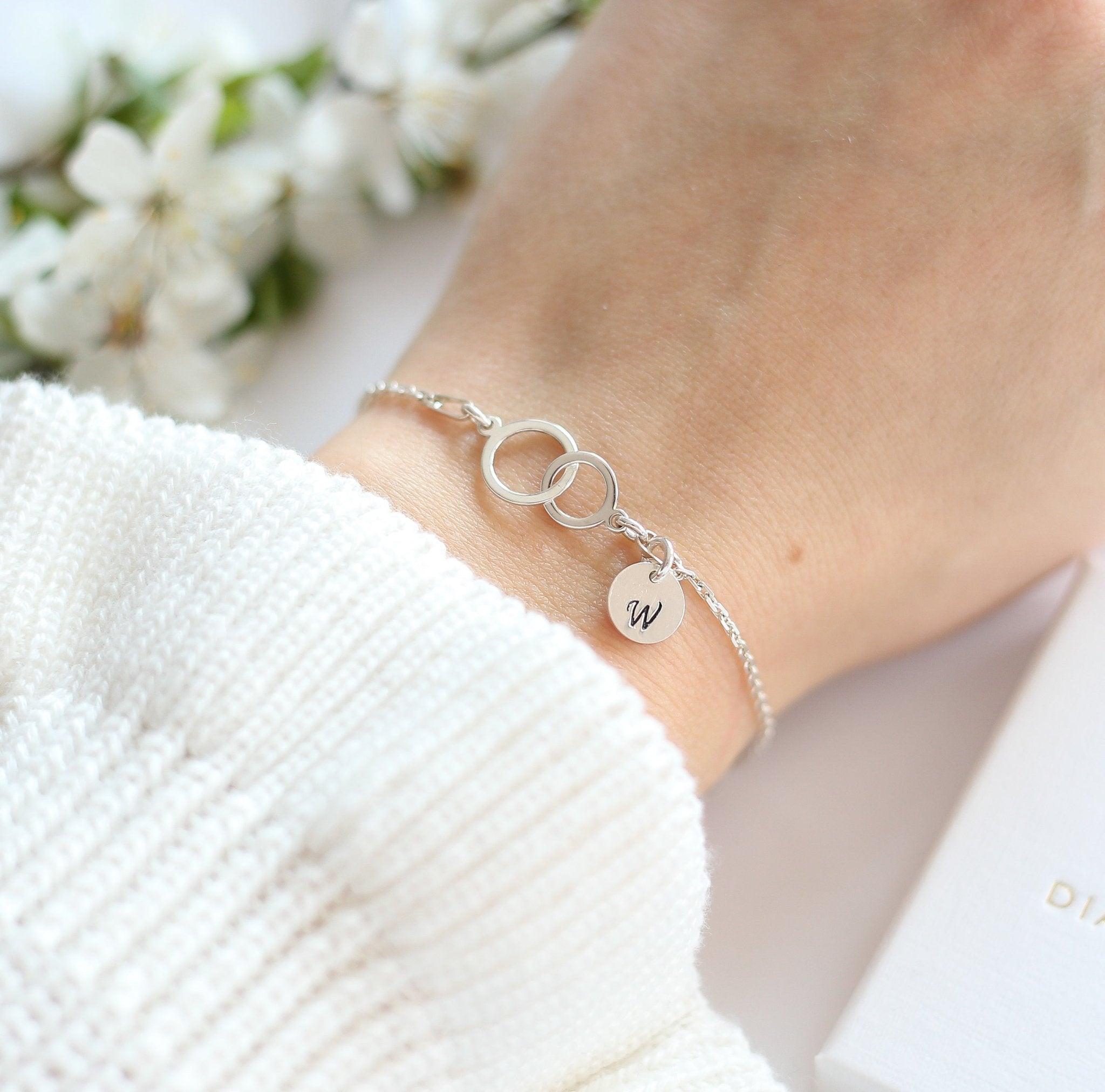 Personalised Interlocking Circle Bracelet